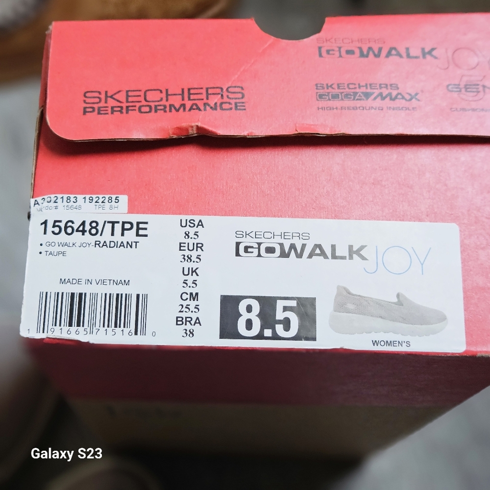 Skechers GoWalk Joy Slip On Sneakers Flats Shoes Taupe Womens 8.5 - Picture 2 of 10